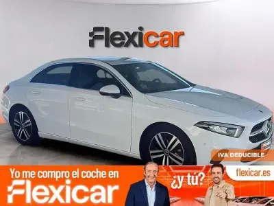 Usado Mercedes A180 136 CV (100 kW) 2022 Blanco Berlina