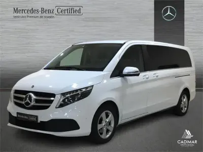 Käytetty Mercedes V220