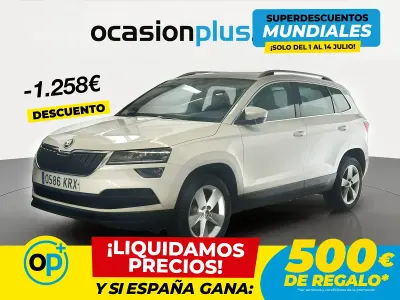 Usado Skoda Karoq 115 CV (84 kW) 2018 Blanco SUV