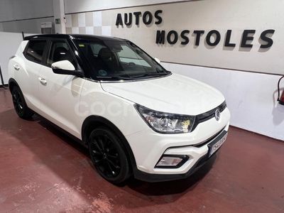 Usado Ssangyong (KGM) Tivoli Limited 128 CV (94 kW) 2018 Blanco SUV