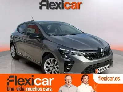 Usado Renault Clio Evolution 100 CV (73 kW) 2025 Gris Utilitario