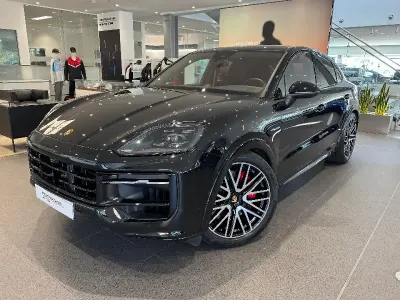 Usado Porsche Cayenne 519 CV (381 kW) 2024 Negro SUV