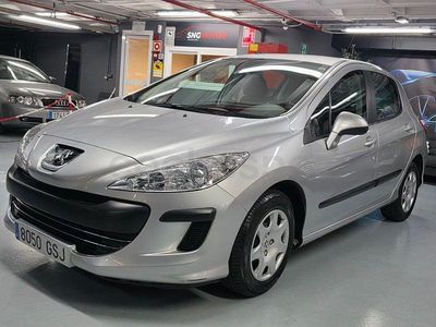 Usado Peugeot 308 90 CV (66 kW) 2010 Gris / plata Berlina