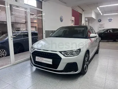 Usado Audi A1 Comfort 110 CV (80 kW) 2022 Blanco SUV