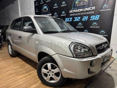Usado Hyundai Tucson Comfort 142 CV (104 kW) 2008 Gris / plata SUV