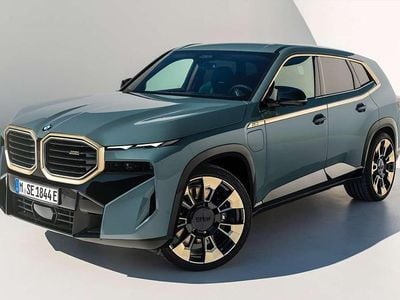 Azul Usado 2024 BMW XM Comfort Edition SUV | 129.500 € (Un poco caro)