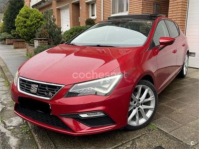 Usado Seat Leon FR 125 CV (91 kW) 2018 Granate Berlina