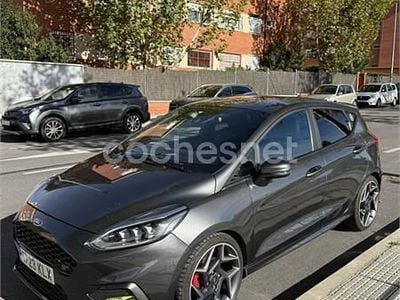 Gris / plata Usado 2018 Ford Fiesta ST Berlina | 18.000 € (Un poco caro)