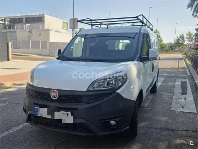 Usado Fiat Doblò Lounge 120 CV (88 kW) 2020 Blanco Monovolumen