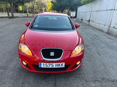 Usado Seat Leon Copa 105 CV (77 kW) 2012 Rojo Berlina