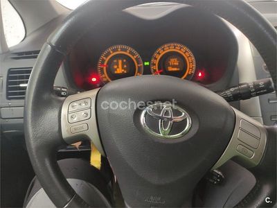 Usado Toyota Auris Luna 124 CV (91 kW) 2008 Negro Utilitario