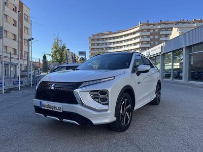 Blanco Usado 2022 Mitsubishi Eclipse Cross SUV | 24.500 € (Un poco caro)