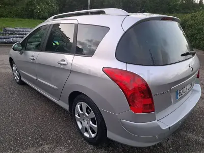 Begagnad Peugeot 308 SW Active 112 HK (82 kW) 2013 Grå Kombi