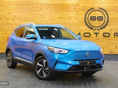 Azul Usado 2022 MG ZS Luxury Berlina | 21.470 € (Un poco caro)