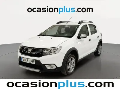 Usado Dacia Sandero Comfort 90 CV (66 kW) 2020 Blanco Utilitario