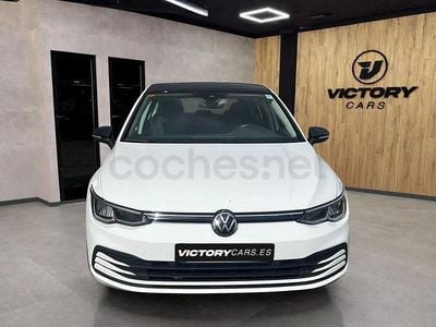 Usado VW Golf VIII Life 110 CV (80 kW) 2021 Blanco Berlina