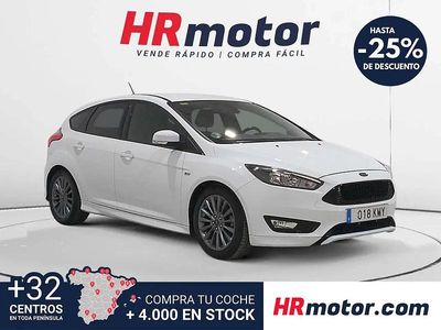 Używany Ford Focus ST-Line 125 KM (91 kW) 2018 Biały Sedan/Limuzyna