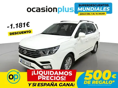Usado SsangYong Rodius 178 CV (130 kW) 2018 Blanco Monovolumen