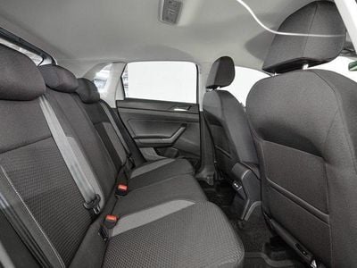 Usado VW Polo 95 CV (69 kW) 2023 Blanco puro Utilitario