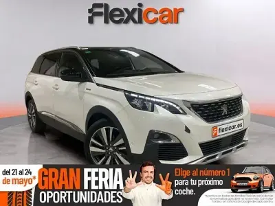 Usado Peugeot 5008 GT-line 130 HP (95 kW) 2018 Branco SUV