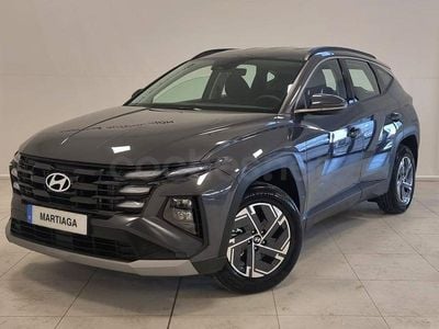 Gris / plata Nuevo 2025 Hyundai Tucson SUV | 30.990 € (Precio justo)