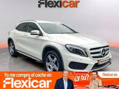 Usado Mercedes GLA220 AMG line 177 CV (130 kW) 2016 Blanco SUV