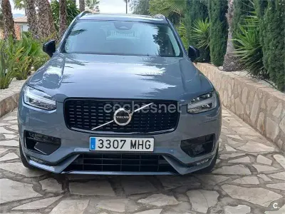 Usado Volvo XC90 Plus 235 CV (172 kW) 2023 Gris / plata SUV