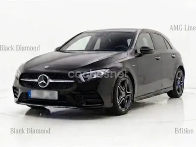 Usado Mercedes A180 116 CV (85 kW) 2021 Negro Berlina