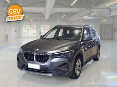 Usado BMW X1 220 CV (161 kW) 2021 Gris / plata SUV
