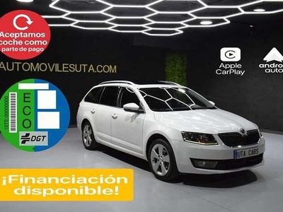 Blanco Usado 2017 Skoda Octavia Style Familiar | 9299 €