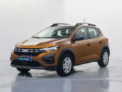 Usado Dacia Sandero Essentiel 101 CV (74 kW) 2023 Naranja Berlina