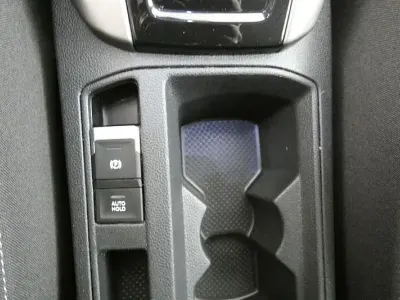 Usado VW T-Roc Advance 150 CV (110 kW) 2021 Blanco puro techo ne SUV