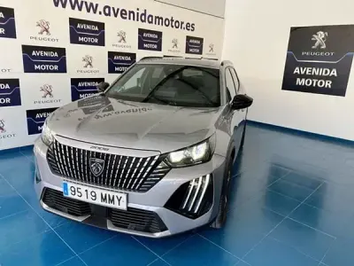 Usado Peugeot 2008 Allure 130 CV (95 kW) 2024 SUV