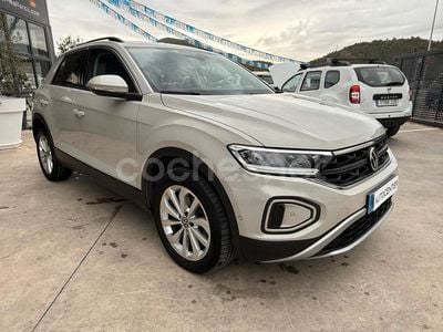 Usado VW T-Roc 150 CV (110 kW) 2024 Beige SUV