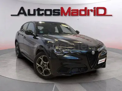 Usado Alfa Romeo Stelvio Sprint 160 CV (117 kW) 2023 Negro SUV