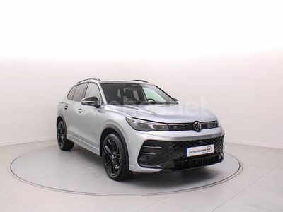 Usado VW Tiguan R-line 150 CV (110 kW) 2024 Gris / plata SUV