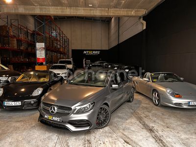 Mercedes A45 AMG