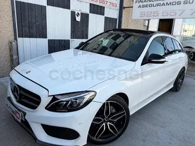 Usado Mercedes C220 AMG line 170 CV (125 kW) 2016 Blanco Familiar