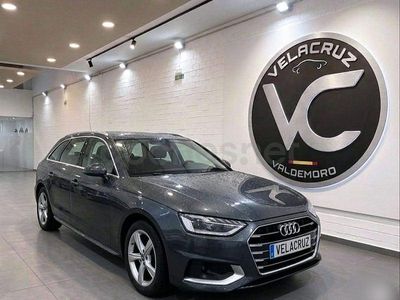 Usado Audi A4 Advanced Plus 136 CV (100 kW) 2019 Gris / plata Familiar
