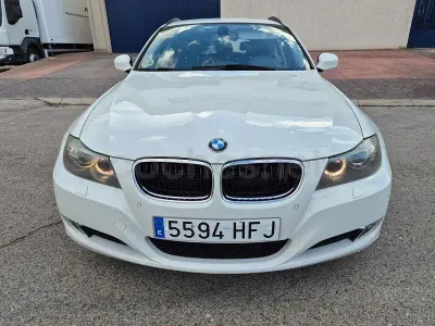 Usado BMW 320 Efficient Dynamics 163 CV (119 kW) 2012 Blanco Familiar