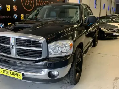 Usado Dodge Ram 345 HP (253 kW) 2008 Preto Pickup
