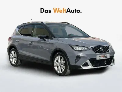 Usado Seat Arona Xperience 115 CV (84 kW) 2025 Gris / plata SUV