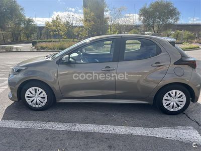 Verde Usado 2022 Toyota Yaris Berlina | 16.599 € (Precio justo)