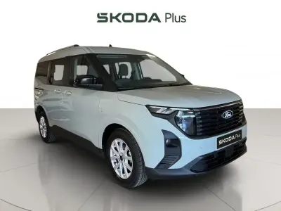Usado Ford Tourneo Courier Active 125 CV (91 kW) 2024 Verde Monovolumen