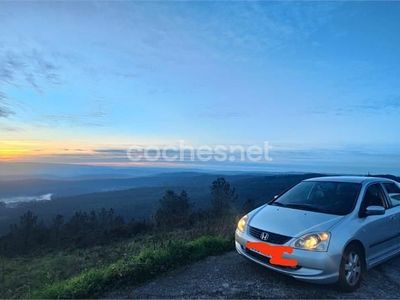 Usado Honda Civic LS 100 CV (73 kW) 2004 Gris / plata Berlina