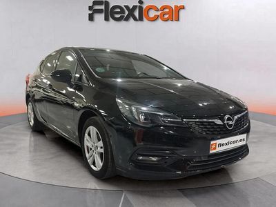 Usado Opel Astra 110 CV (80 kW) 2020 Negro Berlina