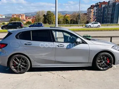 Usado BMW 118 136 CV (100 kW) 2023 Gris / plata Utilitario