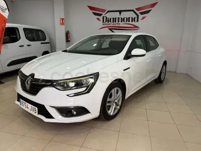 Usado Renault Mégane III Business 90 CV (66 kW) 2016 Blanco Berlina