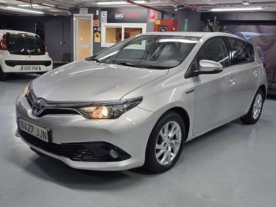 Toyota Auris Hybrid