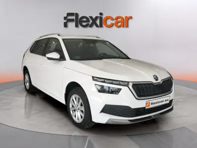 Usado Skoda Kamiq Active 110 CV (80 kW) 2023 Blanco SUV
